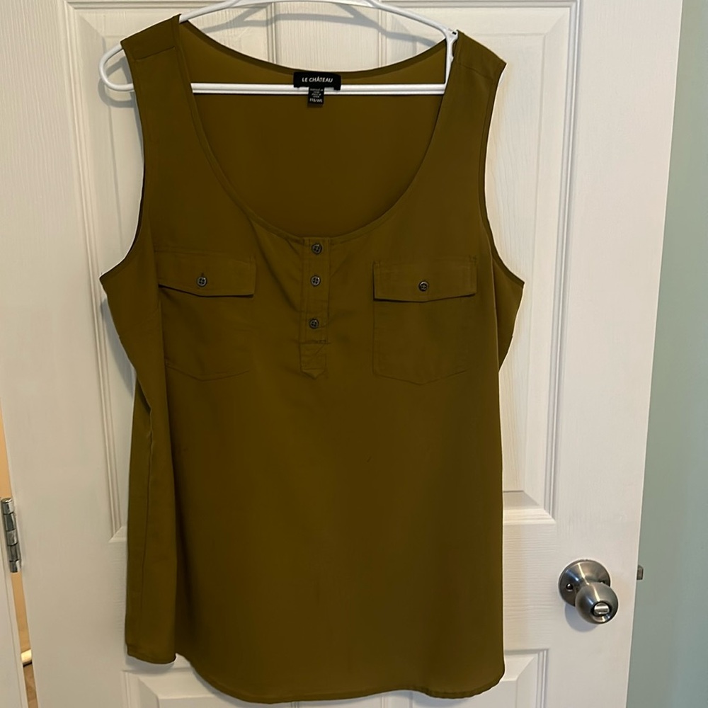 LeChateau Dress Blouse